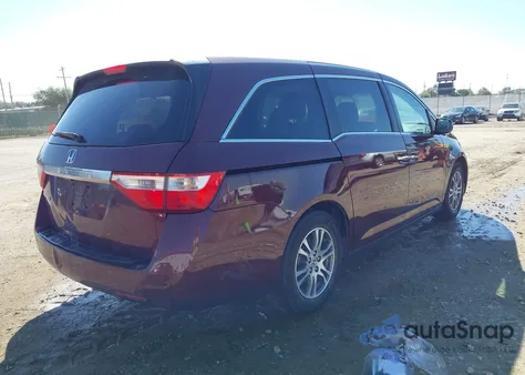 2013 Honda Odyssey Ex z USA, uszkodzony, nr VIN 5FNRL5H44DB038275